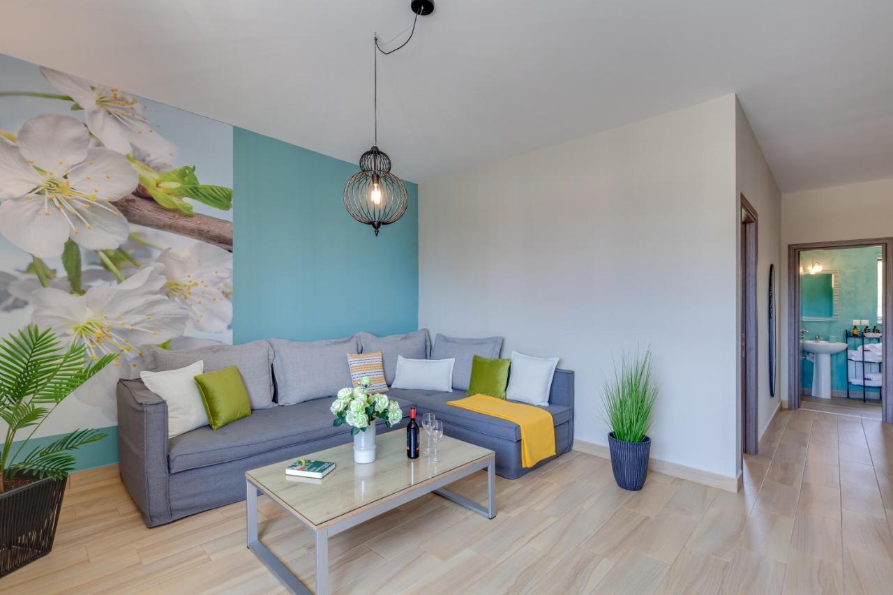 Chania Elite Homes Ii-Apartment Near Venizelos Tombs Monument Extérieur photo